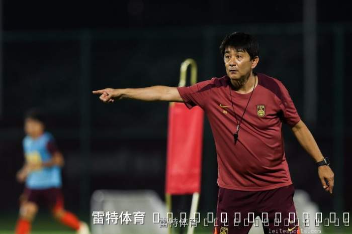 浮嶋敏:点球战前换门将非预案,盼助球员卸压;赵松源救赎之战,决赛静候阿森纳U17