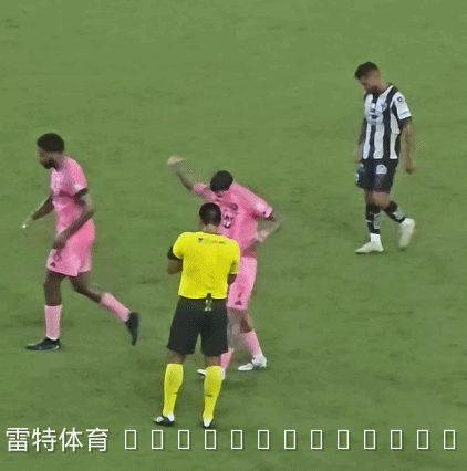 德保罗进球亮出梅西球衣,拍裁判示意领黄无怨言