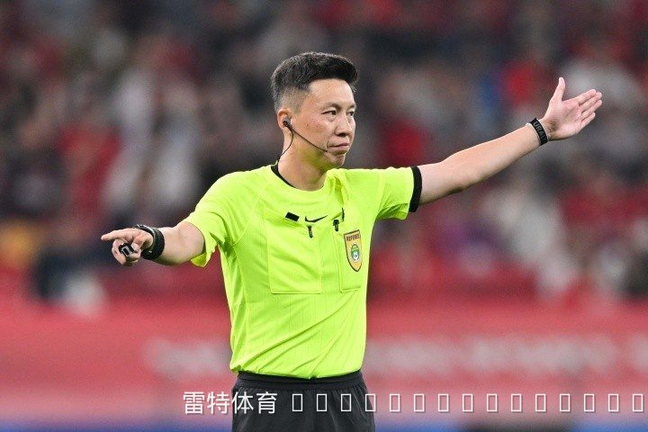 中超辽宁德比英博双杀铁人,斯坦丘制胜球成英雄