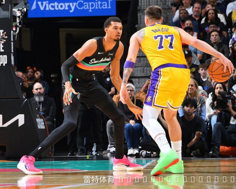 NBA揭幕日赛程公布引热议:雷霆马刺率先亮相,联盟排兵布阵暗藏玄机