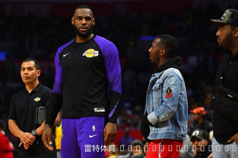 3岁儿子只认詹姆斯不认爹?尼克斯悍将哈特“吃醋”吐槽:他整天念叨勒布朗!
