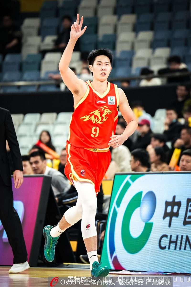 赵嘉仁转会山西男篮正式完成！CBA官网更新注册信息，上赛季广厦核心轮换转投新东家