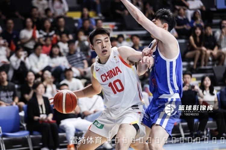 中国男篮再战乌拉圭，廖三宁领衔全新首发冲击两连胜
