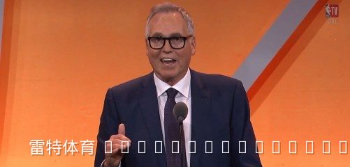 德安东尼75岁幽默回应名人堂限时演讲：岁月漫长，感谢怎能匆匆？