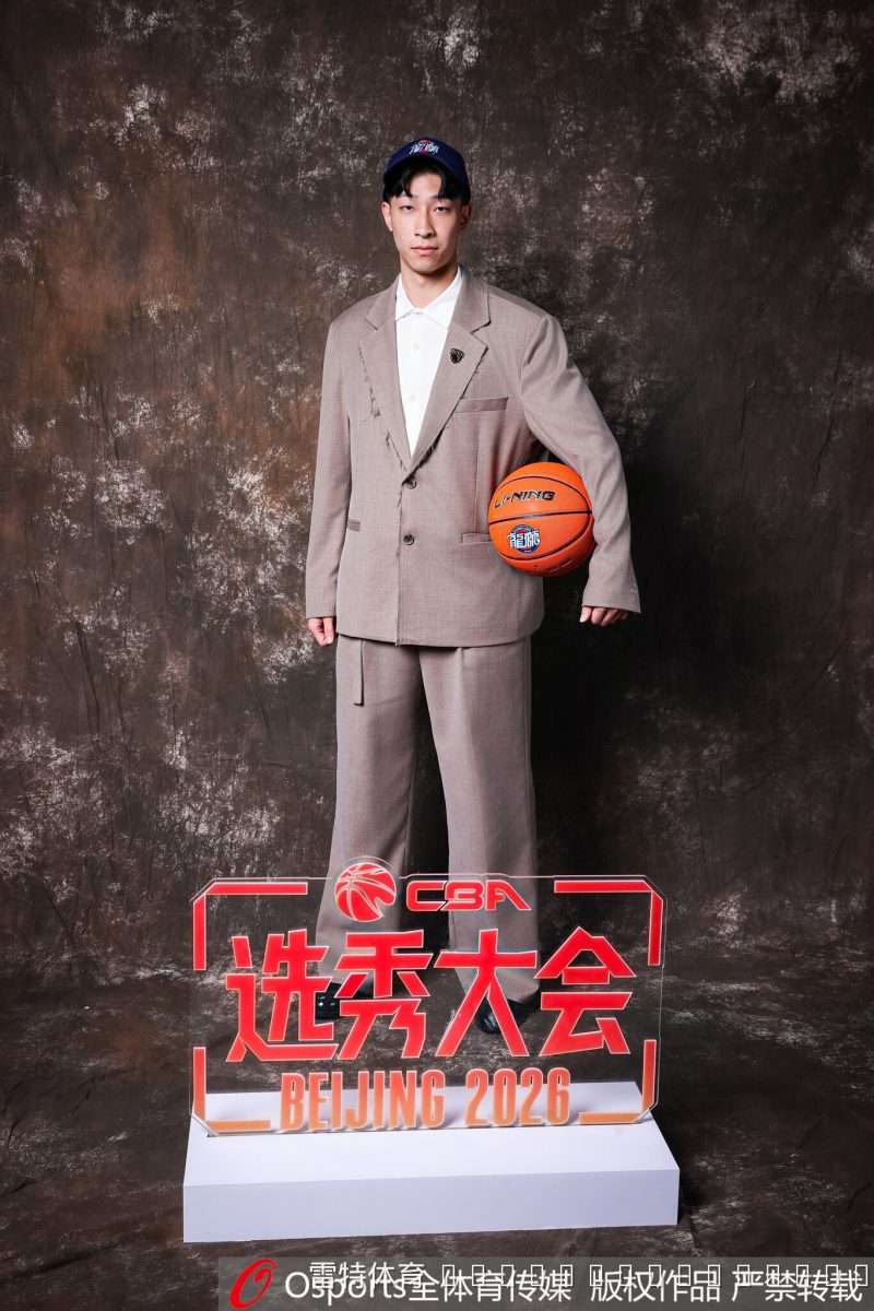 宋昕澔正式亮相广州龙狮 坦言需强化身体对抗 目标立足CBA